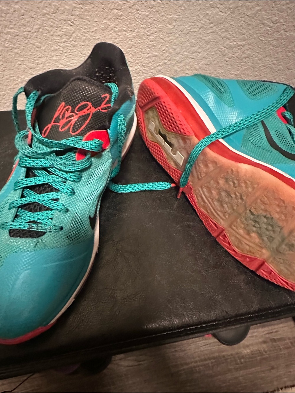 Nike Basketball LeBron basketball Shoes Teal with Coral